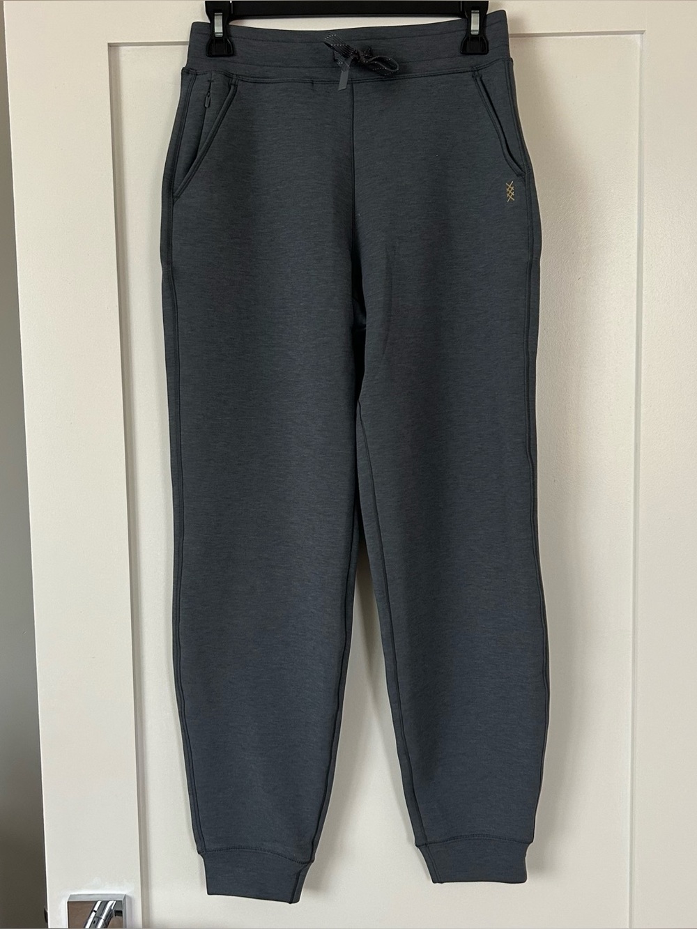 Rhone DreamGlow® Full Zip Hoodie and DreamGlow® Jogger Size Extra Small - Picture 7 of 14